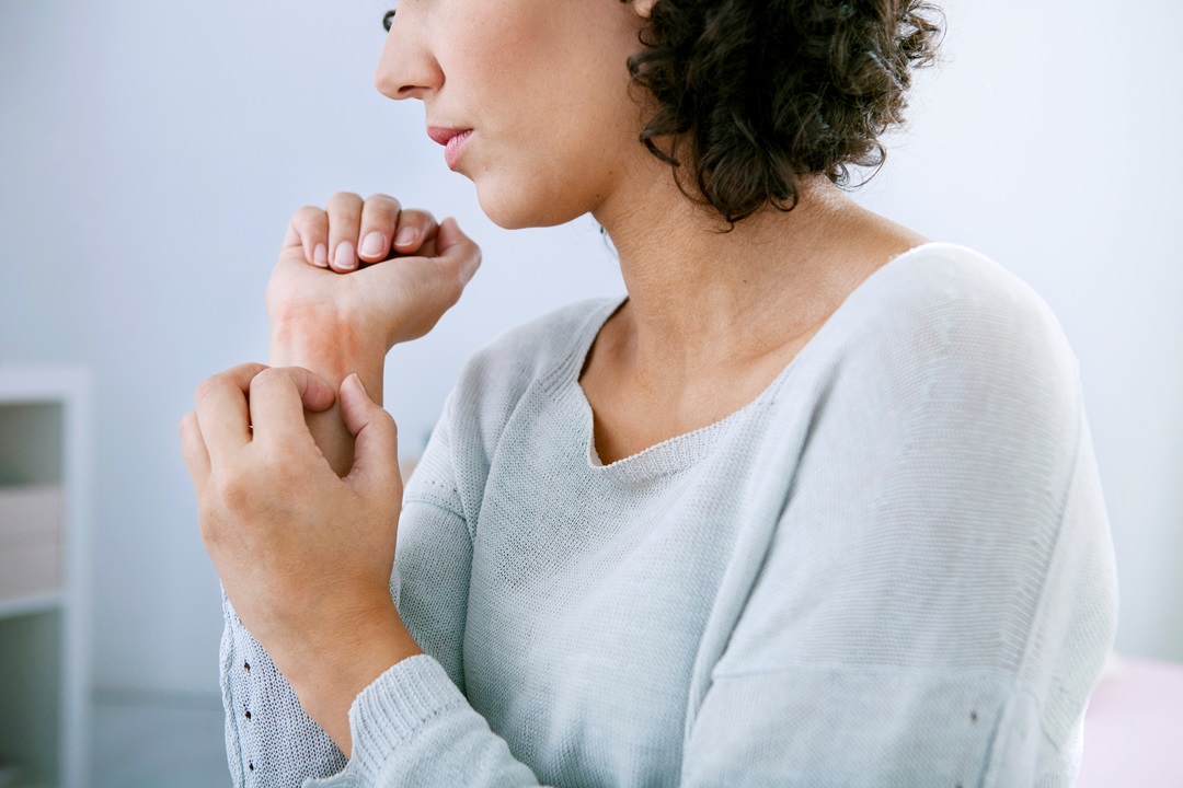 Banish Psoriasis: 13 Proven Skincare Secrets Unveiled